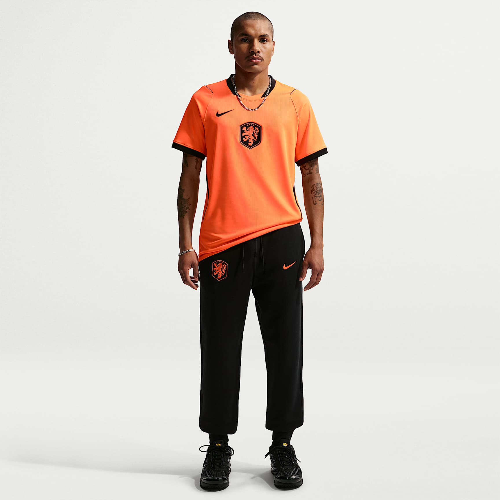 Netherlands Club Men's Nike Soccer Joggers. Nike.com